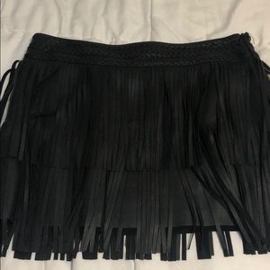 MNG FRINGE MINI SKIRT